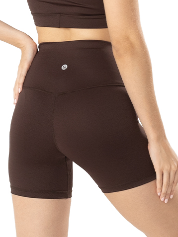 BERMUDA FITNESS EM TECIDO LULU 2