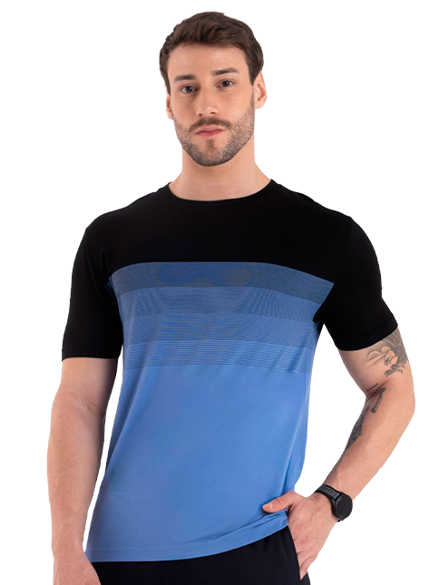 T-SHIRT SEM COSTURA COM LISTRAS DEGRADE