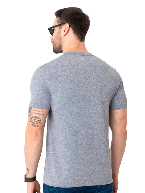 T-SHIRT SEM COSTURA LISA MASCULINA 4