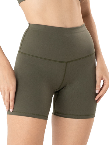 BERMUDA FITNESS EM TECIDO LULU 5